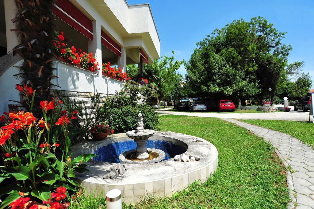 Sukošan Villa Fontana מראה חיצוני תמונה